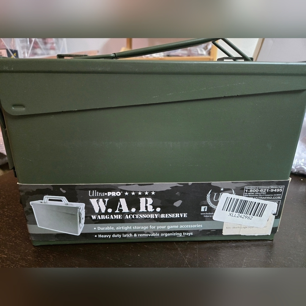 Ultra Pro W.A.R. Green Ammo Box - Picture 3 of 8